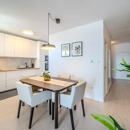 Zest Apartman